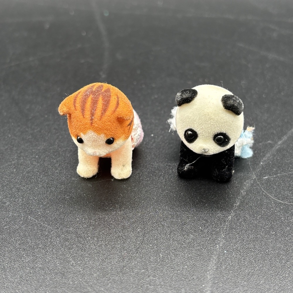 Sylvanian Families / Calico Critters Baby Maple Cat & Panda Set of 2